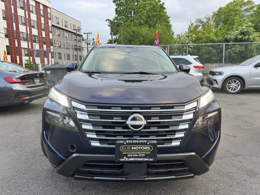 2024 Nissan Rogue SV AWD's photo