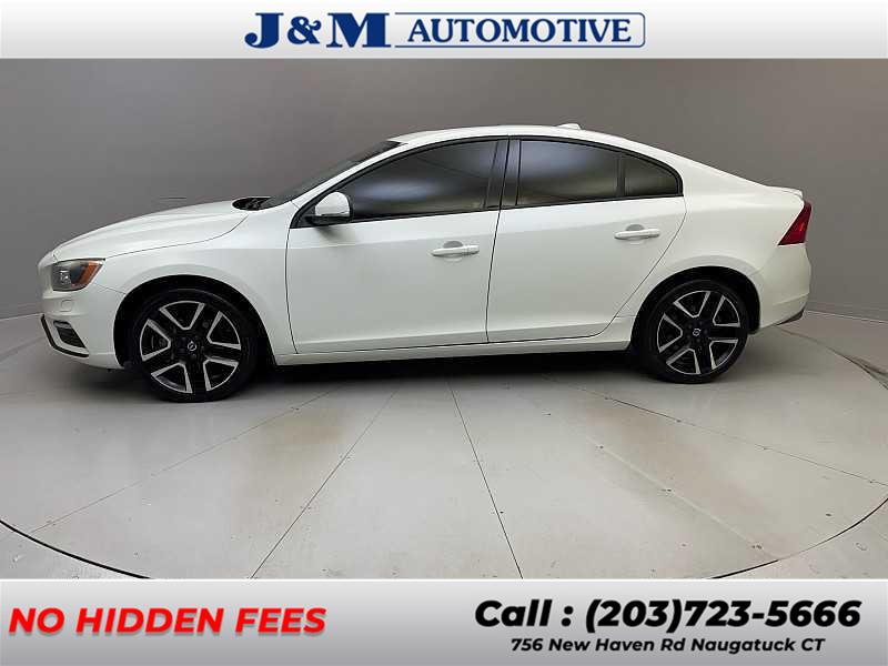 2017 Volvo S60 T5 AWD Dynamic's photo