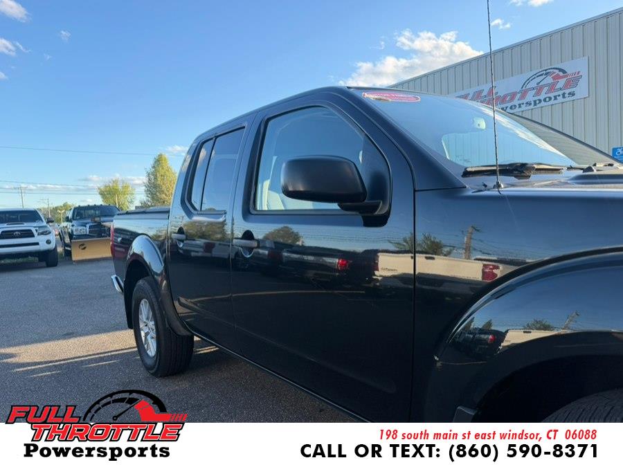 2019 Nissan Frontier 4.0 SV Crew Cab 4X4 AT SWB's photo