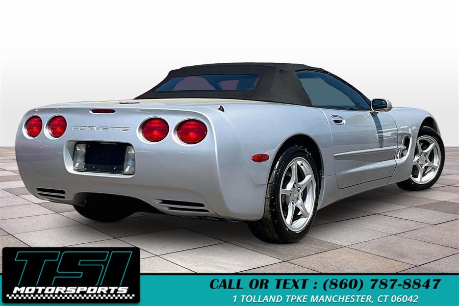 2000 Chevrolet Corvette Convertible's photo