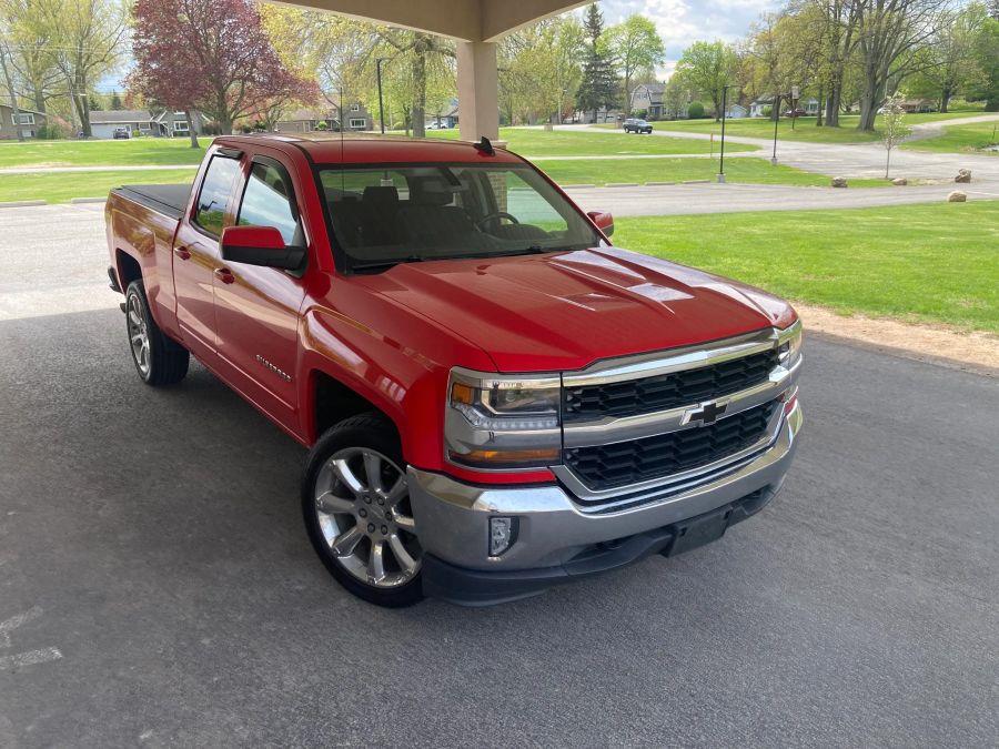 2017 Chevrolet Silverado 1500 LT 4X4 Double Cab Std Box's photo