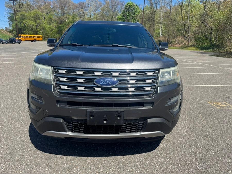 2016 Ford Explorer XLT 4WD's photo