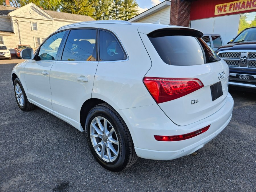 2011 Audi Q5 2.0T quattro Tiptronic Premium's photo
