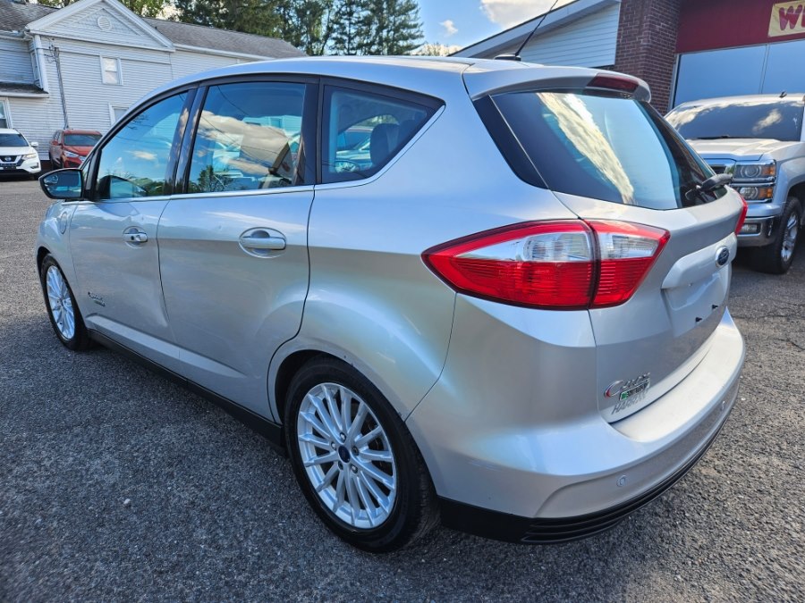 2016 Ford C-Max Energi SEL's photo