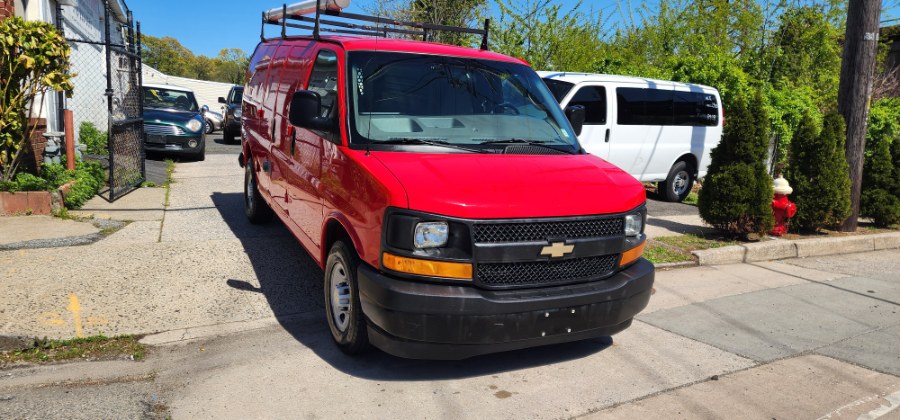 2017 Chevrolet Express 2500 Work Van HD's photo