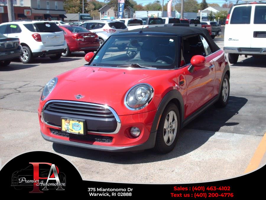 2019 MINI Convertible Cooper Signature's photo