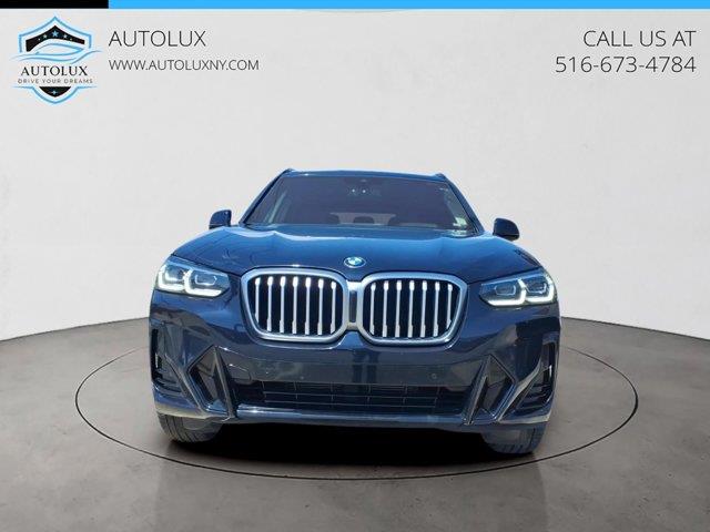 2022 BMW X3 xDrive30i's photo