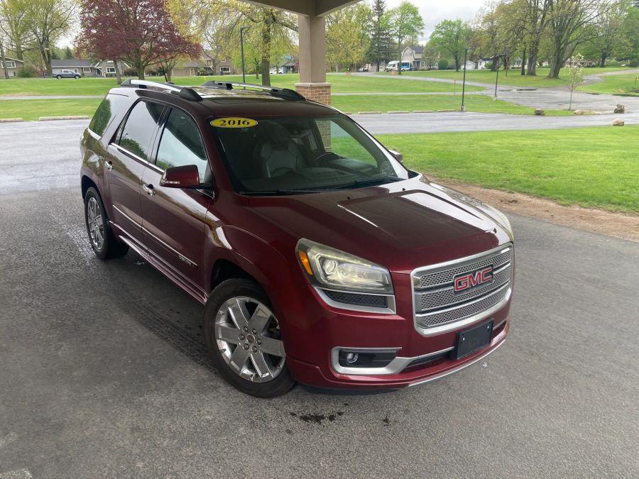 2016 GMC Acadia AWD Denali's photo