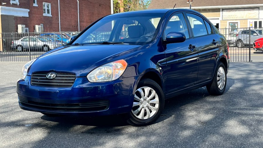 2010 Hyundai Accent GLS 4-Door 4-Speed Automatic's photo