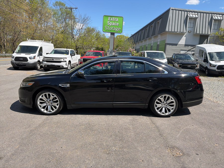 2016 Ford Taurus Limited FWD's photo