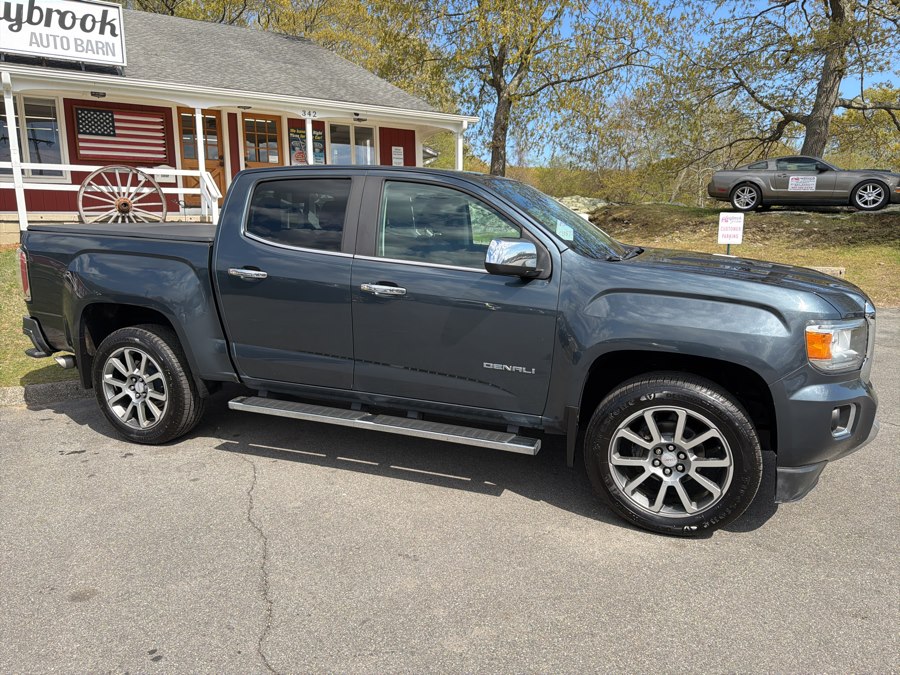 2019 GMC Canyon 4WD Denali Crew Cab Short Box's photo