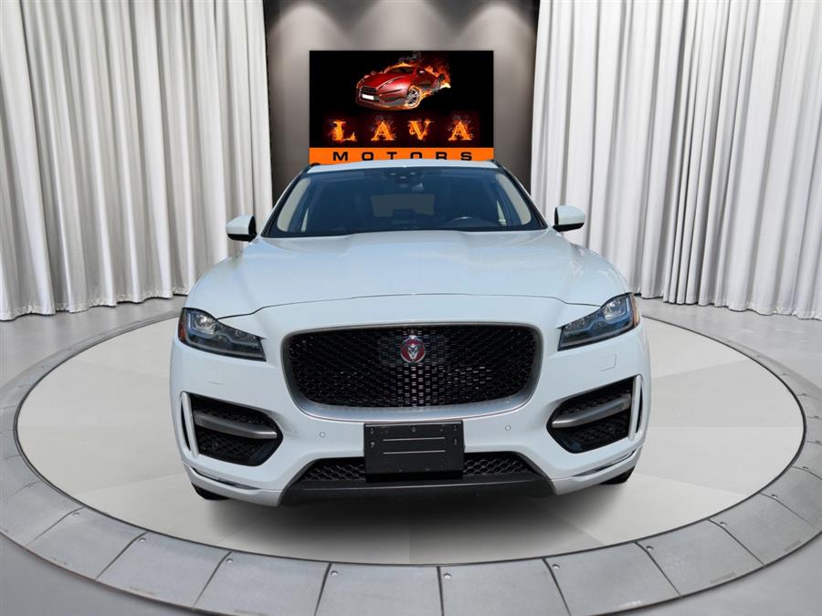2017 Jaguar F-PACE 35t R-Sport AWD's photo