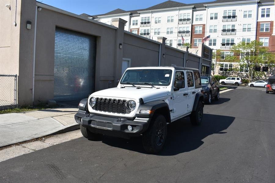 2025 Jeep Wrangler Sport S's photo