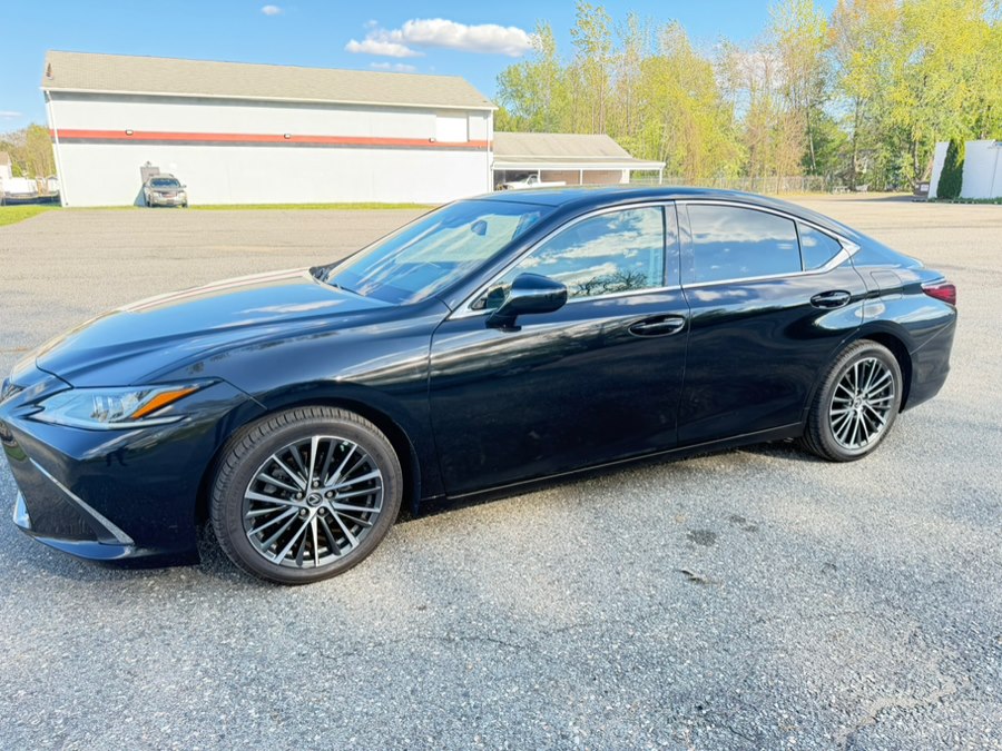 2022 Lexus ES 350 350's photo