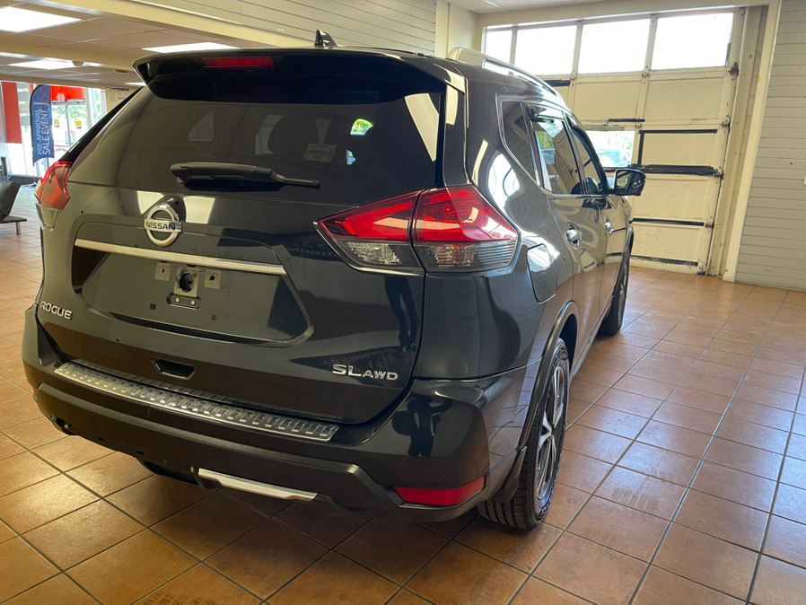 2017 Nissan Rogue SL - Photo 12