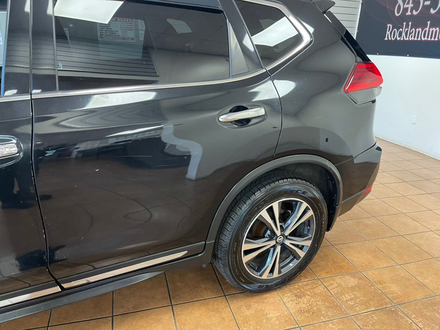 2017 Nissan Rogue SL - Photo 9