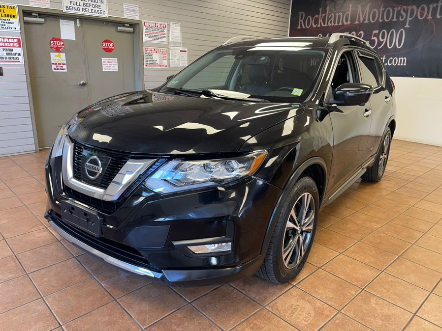 2017 Nissan Rogue SL - Photo 2