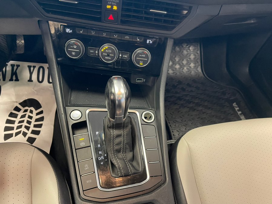 2019 Volkswagen Jetta R-Line - Photo 28