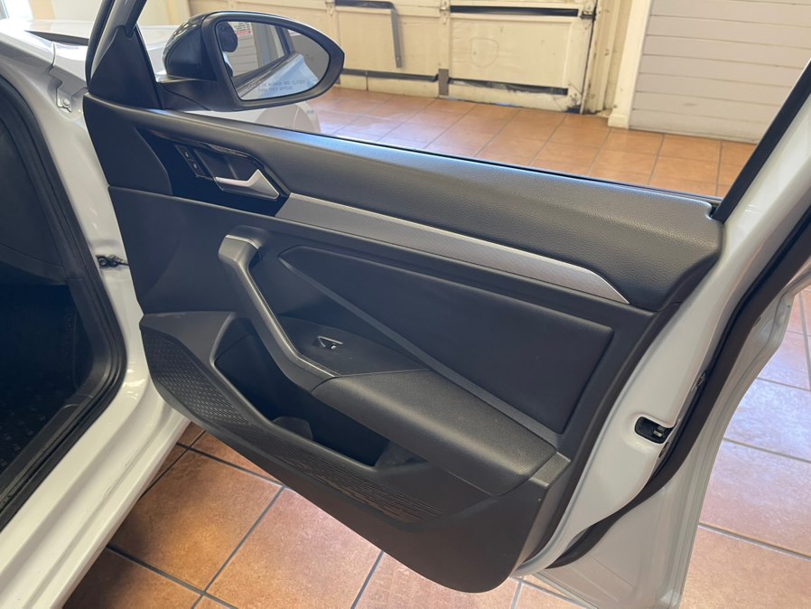 2019 Volkswagen Jetta R-Line - Photo 38