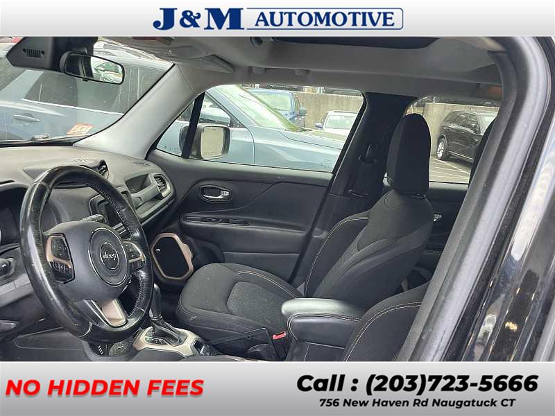 2016 Jeep Renegade Latitude 4x4's photo
