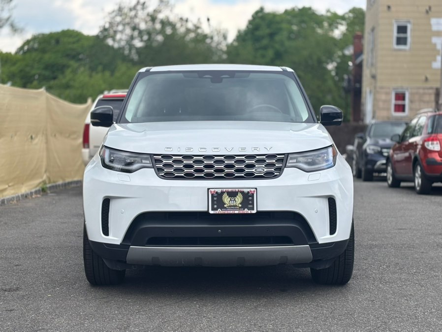 2024 Land Rover Discovery P300 S's photo