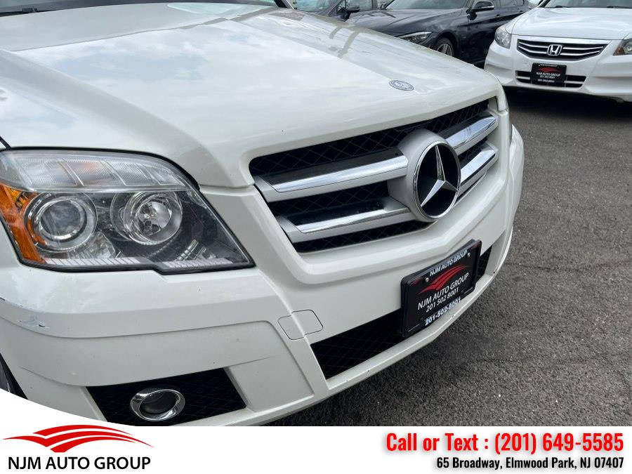 2011 Mercedes-Benz GLK-Class GLK350 4WD's photo