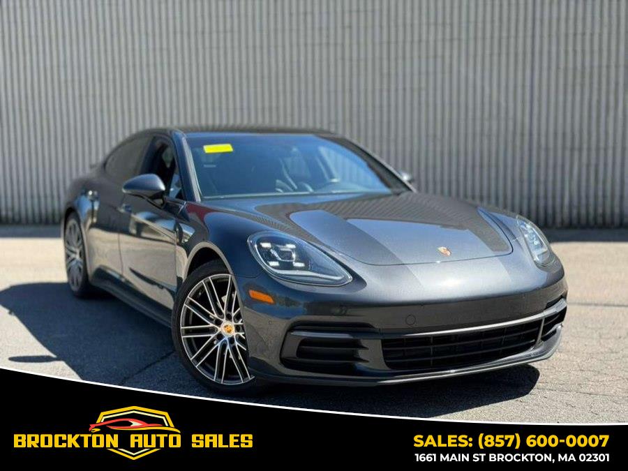 2018 Porsche Panamera 4's photo
