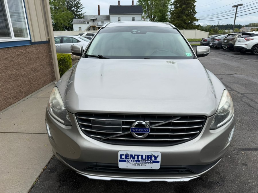 2014 Volvo XC60 T6 AWD Auto's photo