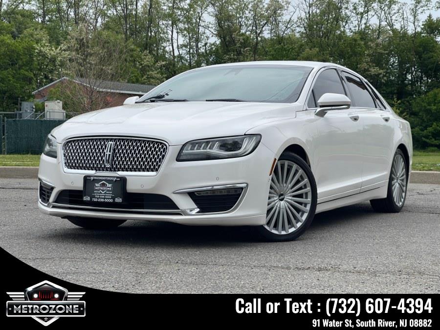 2017 Lincoln MKZ Reserve AWD's photo