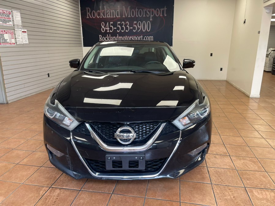 2018 Nissan Maxima Platinum's photo