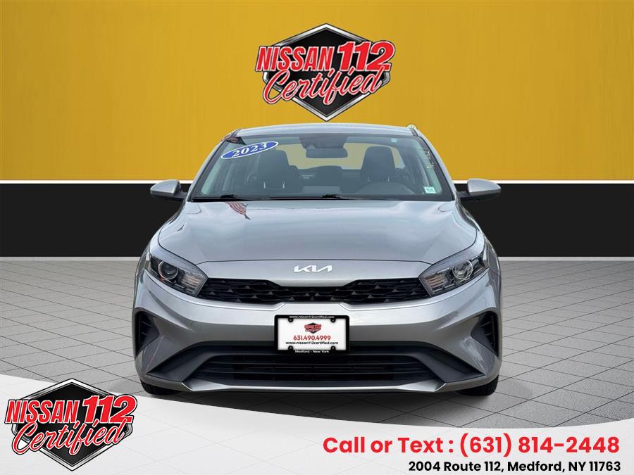2023 Kia Forte LXS AT's photo
