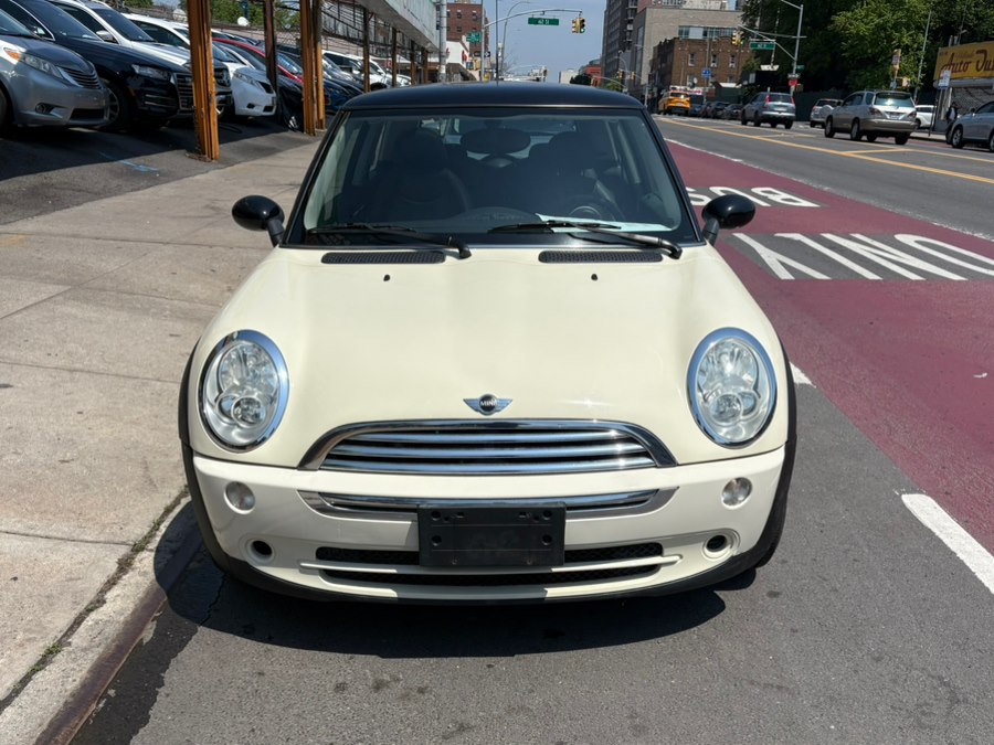 2005 MINI Cooper -'s photo