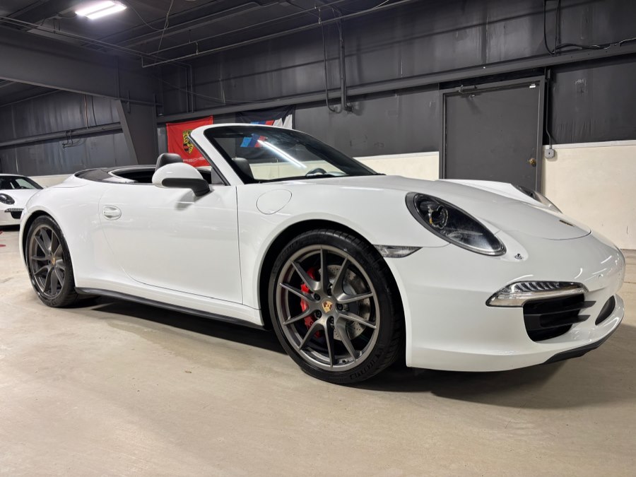 2013 Porsche 911 Carrera S Cabriolet's photo