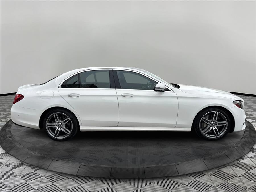 2019 Mercedes-Benz E-Class E300 4MATIC's photo