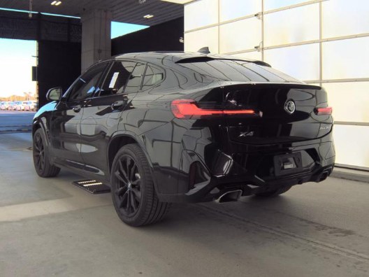 2024 BMW X4 xDrive30i's photo
