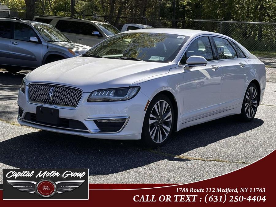 2017 Lincoln MKZ Hybrid Reserve FWD's photo