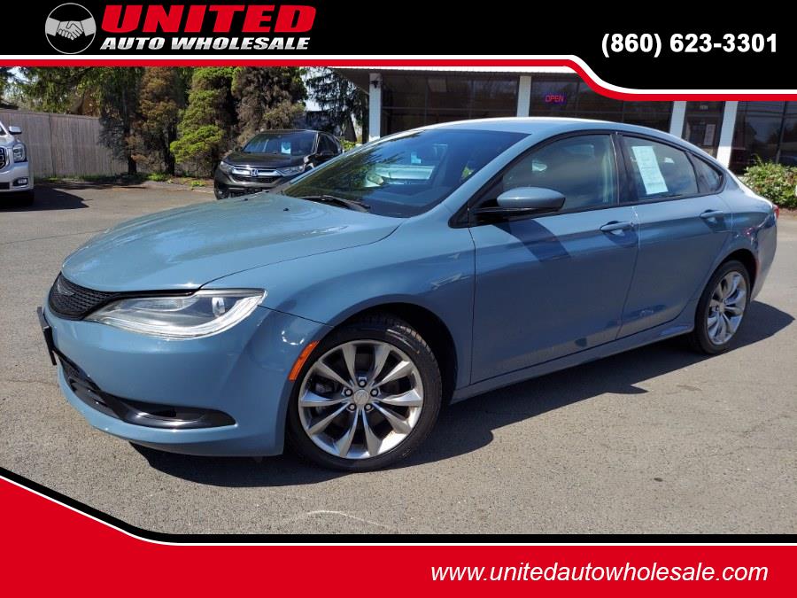 2015 Chrysler 200