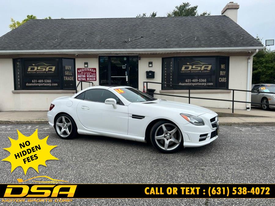 2016 Mercedes-Benz SLK SLK300's photo