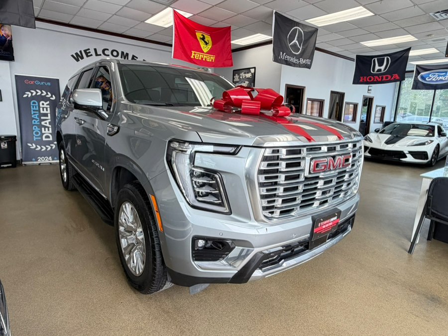 2025 GMC Yukon 4WD Denali's photo