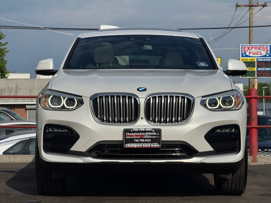 2020 BMW X4 xDrive30i's photo