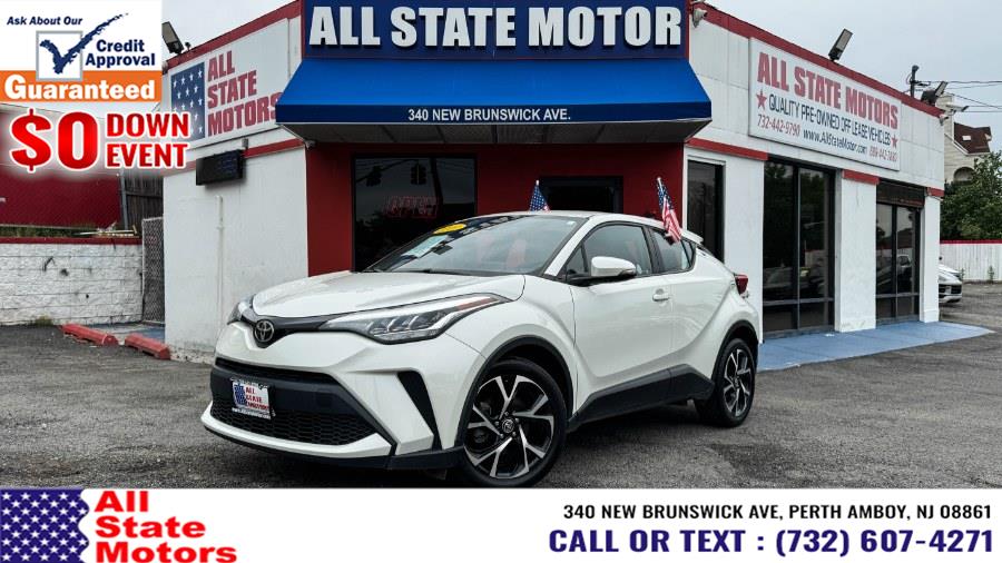 2020 Toyota C-HR XLE's photo