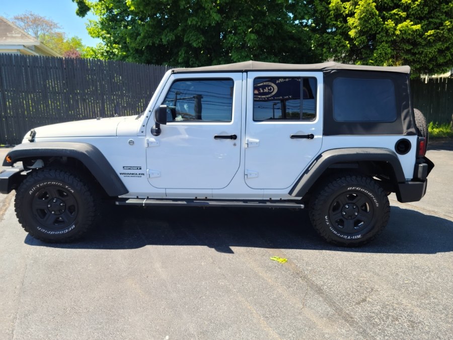 2014 Jeep Wrangler Sport's photo