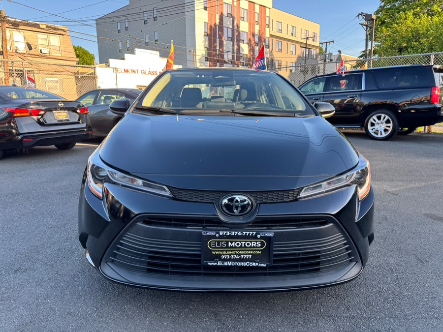2025 Toyota Corolla LE CVT's photo