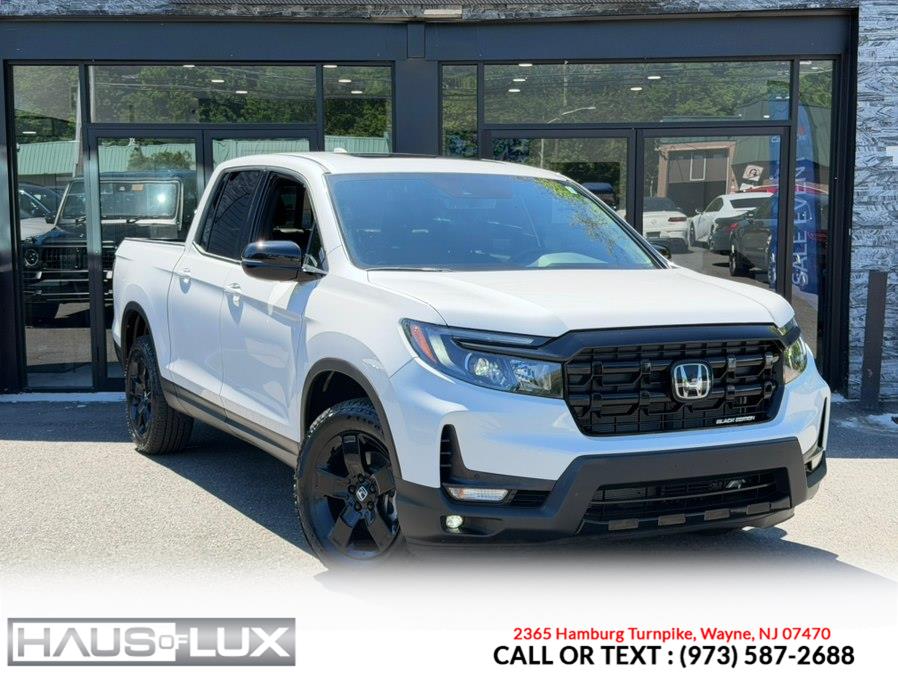2025 Honda Ridgeline Black Edition's photo