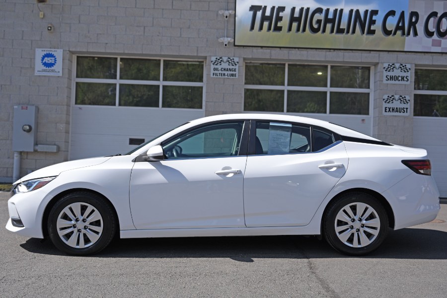 2022 Nissan Sentra S CVT's photo