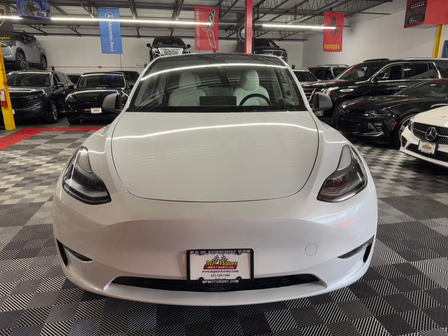 2023 Tesla Model Y Long Range Dual Motor All-Wheel Drive's photo
