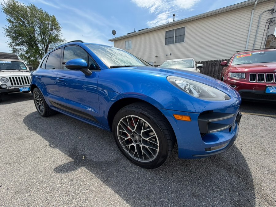 2015 Porsche Macan Turbo's photo