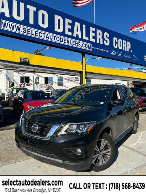 2019 Nissan Pathfinder SL 4WD's photo