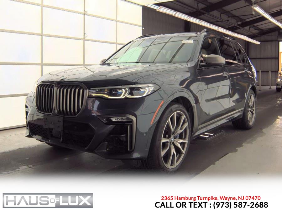 2020 BMW X7 M50i's photo