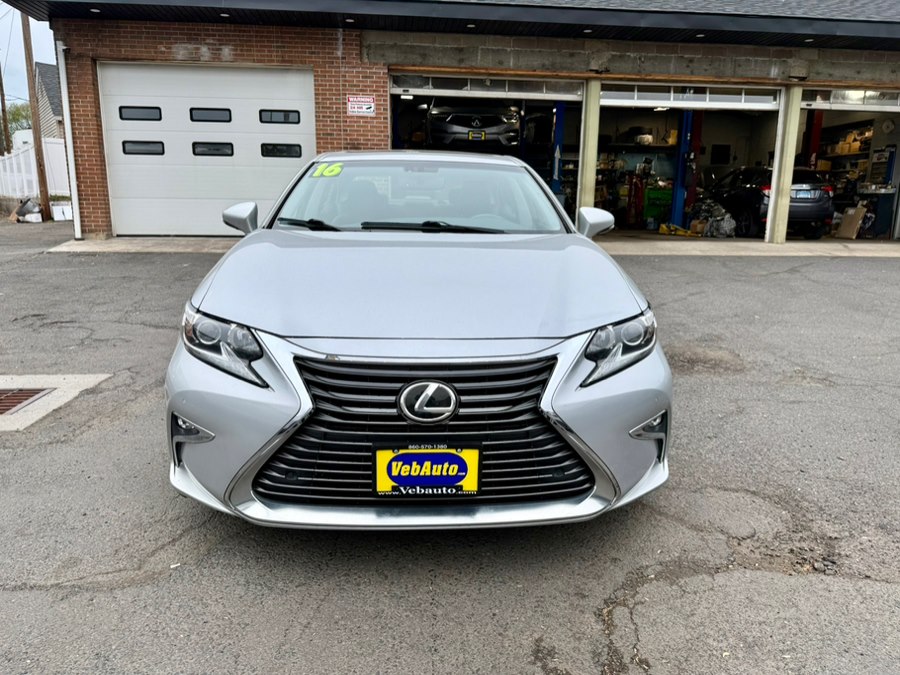 2016 Lexus ES 350 350's photo